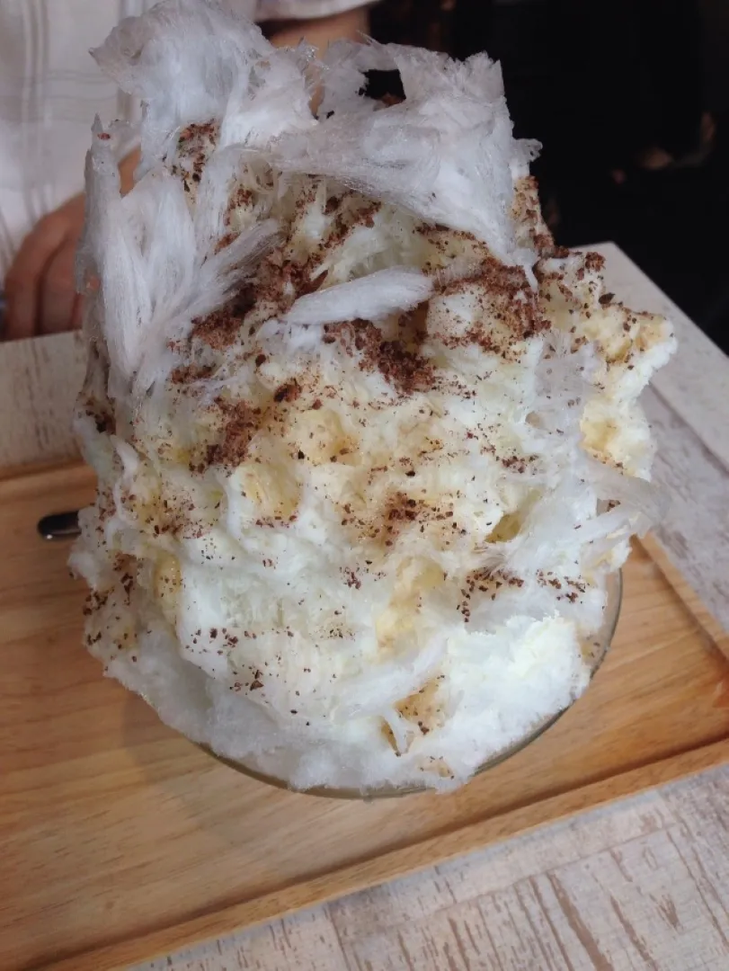 ブンブン ブラウ カフェ