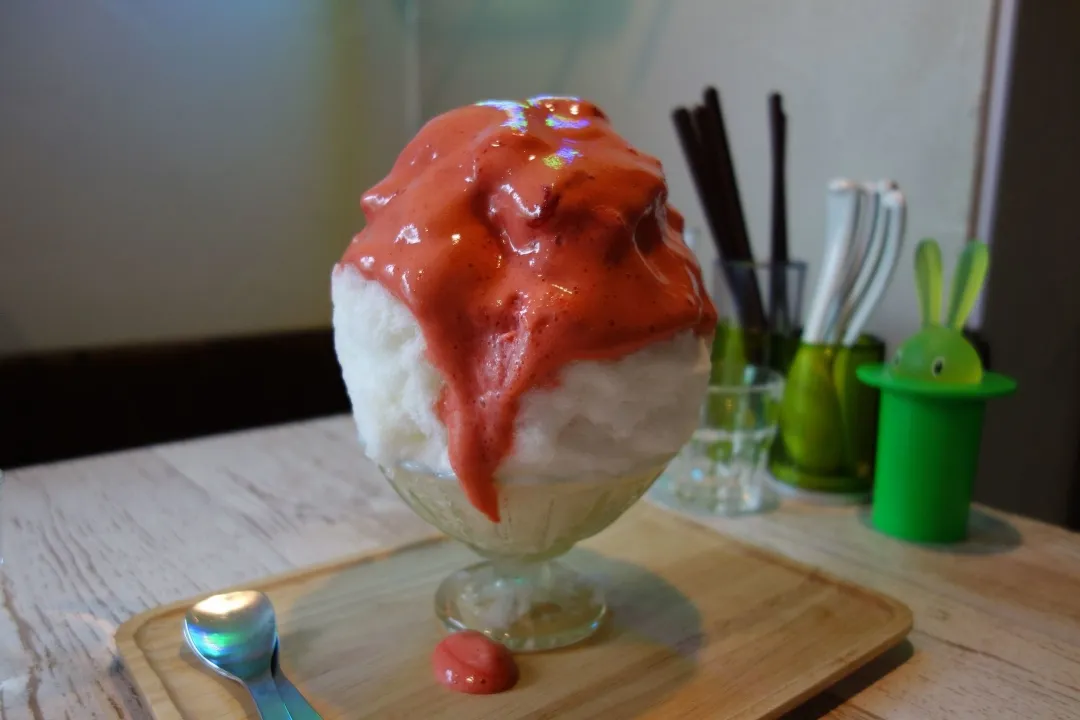 ブンブン ブラウ カフェ