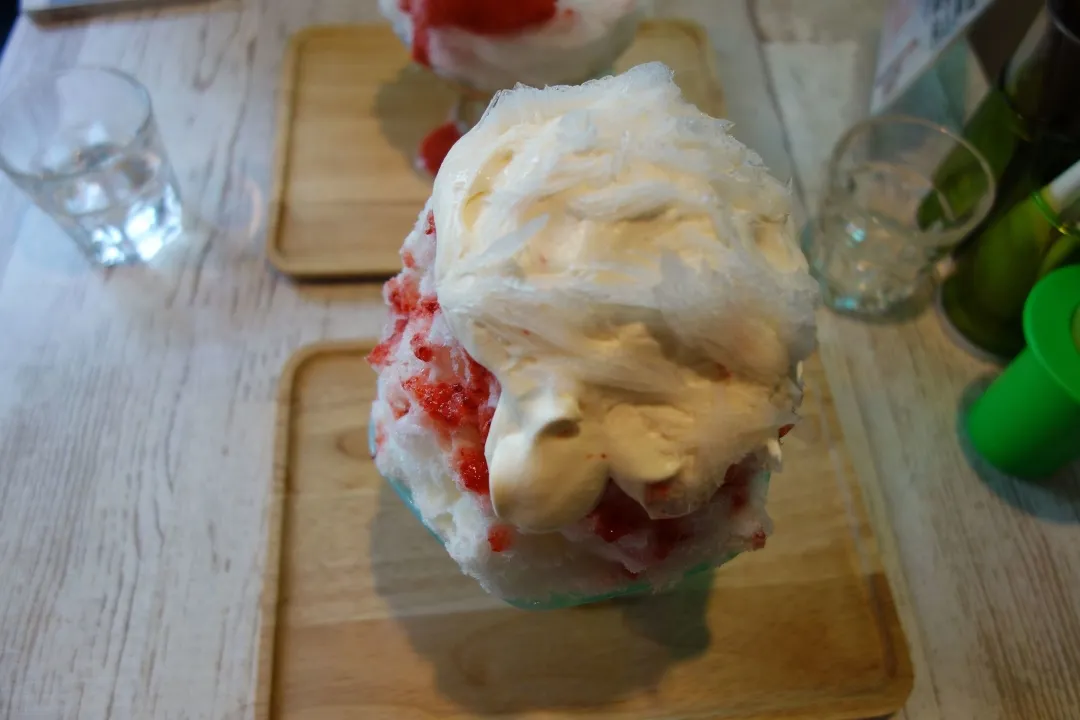 ブンブン ブラウ カフェ